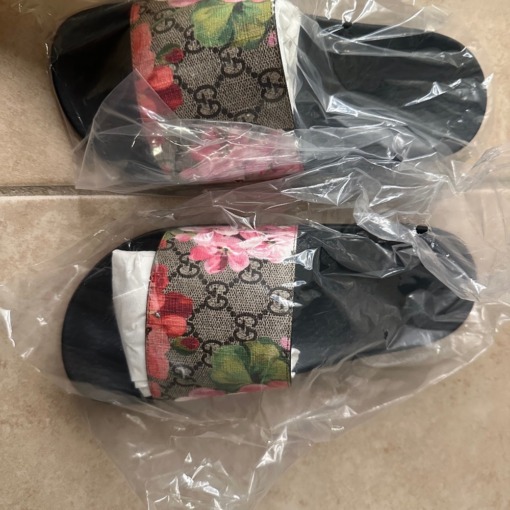 Gucci and supreme flower bloom slides